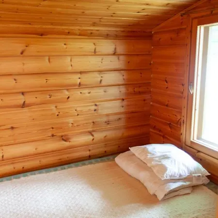 Katriina, Huom! Sijaitsee Saaressa, Locates On Island Chalet